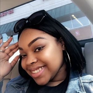 Meet your Posher, Jaia